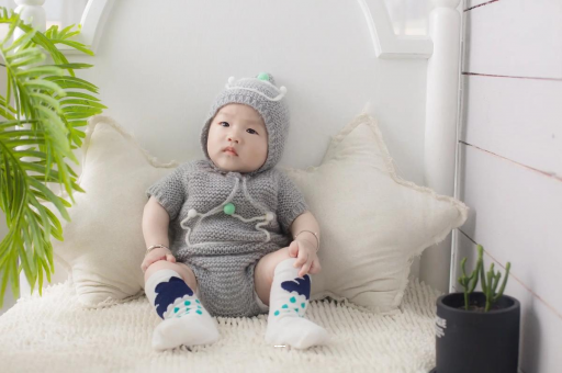 海东宝宝揉眼睛是怎么回事 海东宝宝揉眼睛是怎么回事